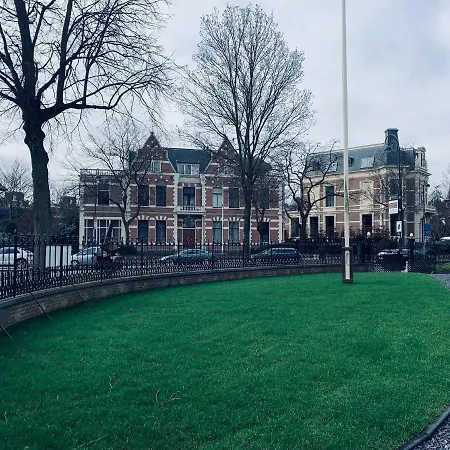 Bed & Breakfast Florapark 4*