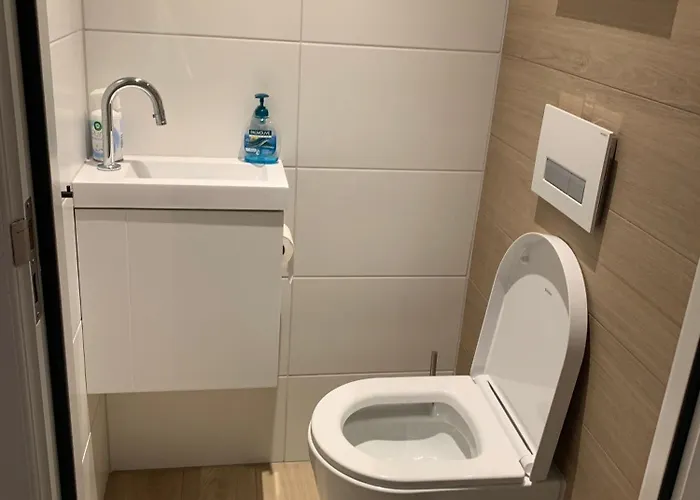 Oda ve Kahvaltı Florapark 4*