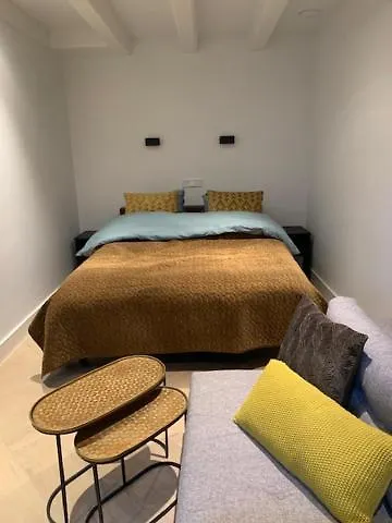 Oda ve Kahvaltı Florapark 4*