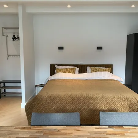 ベッド・アンド・ブレックファスト Florapark ハーレム